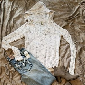 Roxy sweater
